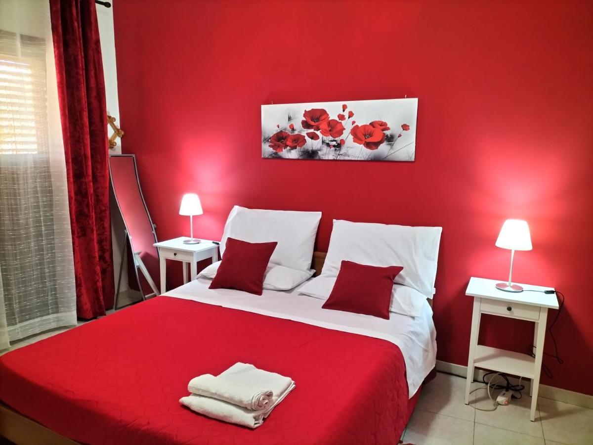 Casa Vacanza Da Rosa Letoianni Exterior foto