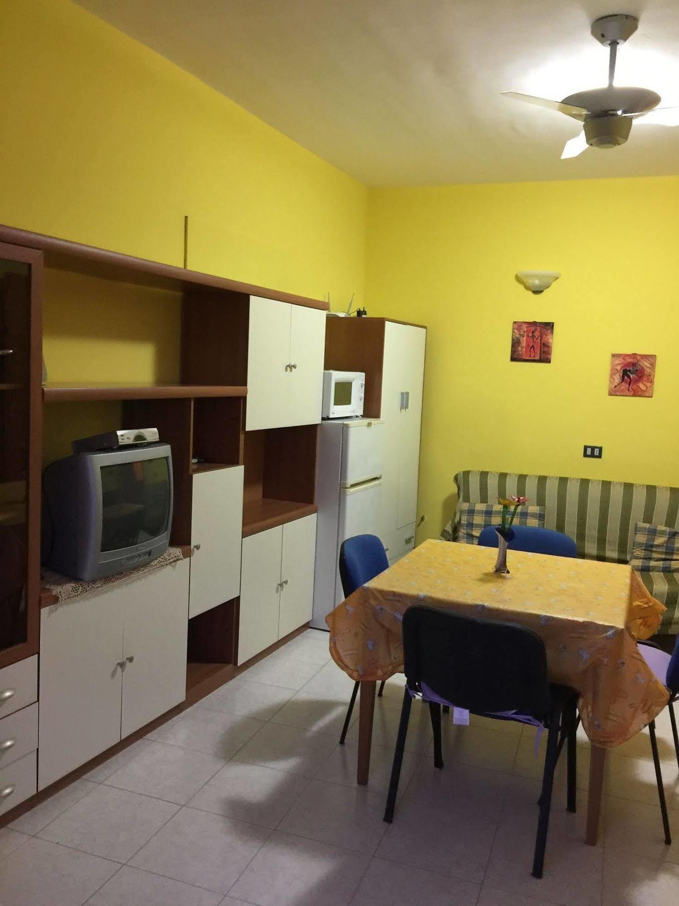 Casa Vacanza Da Rosa Letoianni Exterior foto